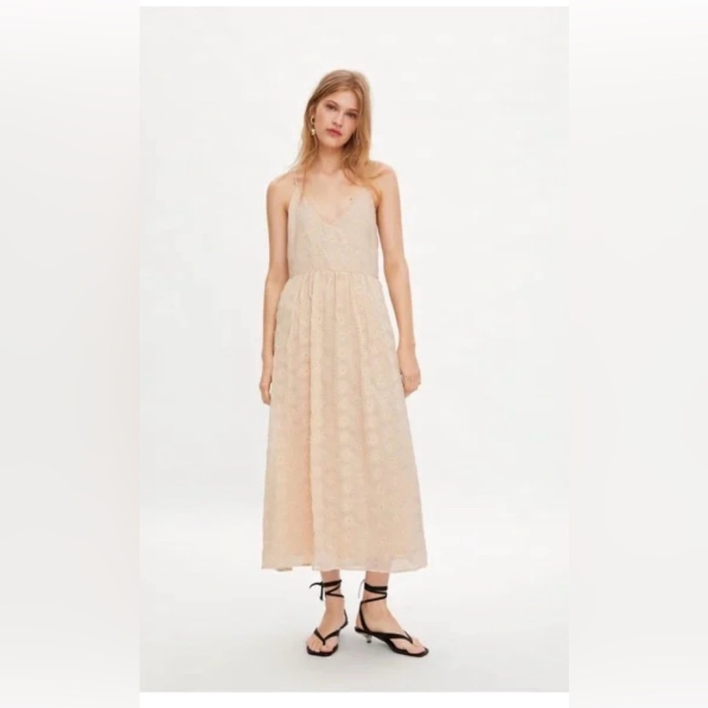 Zara Daisy embroidered Dress